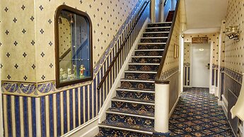 The Kensington Hotel