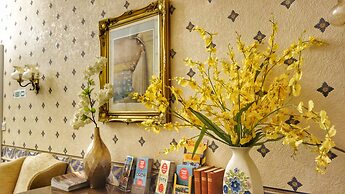 The Kensington Hotel