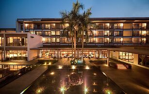 Baiyun Lakeside Hotel