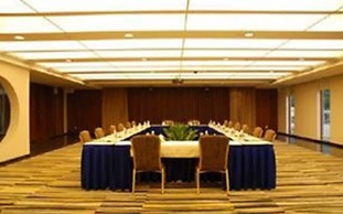 Baiyun Lakeside Hotel