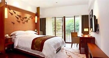 Baiyun Lakeside Hotel