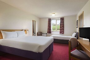 Days Inn by Wyndham Tewkesbury Strensham