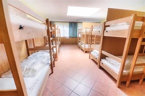 Euro Youth Hotel & Krone