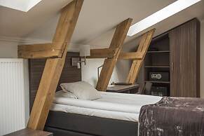 Donners Hotel