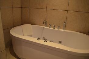 Hotel Pullman Lubumbashi Grand Karavia