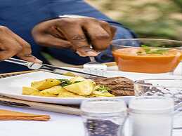 Hotel Pullman Lubumbashi Grand Karavia