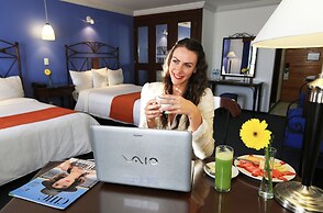Hotel Ciros