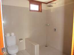 Arya Amed Beach Resort and Dive Center