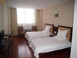 GreenTree Inn Yancheng Station Hotel