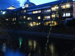 Historical Ryokan Hostel K's House Ito Onsen