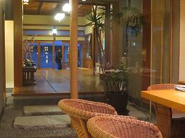 Historical Ryokan Hostel K's House Ito Onsen