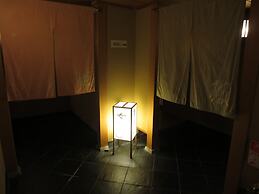 Historical Ryokan Hostel K's House Ito Onsen