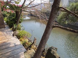 Historical Ryokan Hostel K's House Ito Onsen