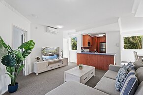 Crystal Bay on the Broadwater