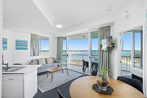 Crystal Bay on the Broadwater