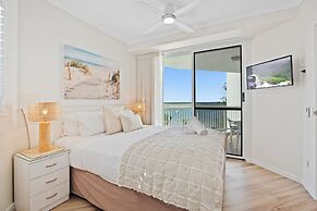 Crystal Bay on the Broadwater