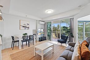 Crystal Bay on the Broadwater