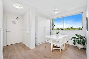 Crystal Bay on the Broadwater