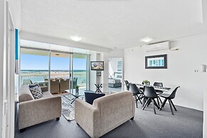 Crystal Bay on the Broadwater