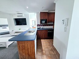 Crystal Bay on the Broadwater