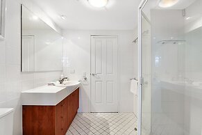 Crystal Bay on the Broadwater