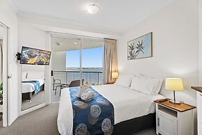Crystal Bay on the Broadwater