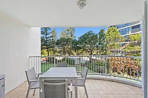 Crystal Bay on the Broadwater