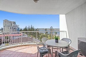 Crystal Bay on the Broadwater