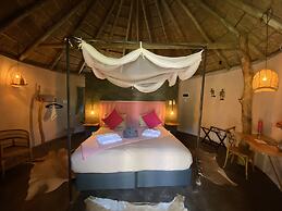 Addo African Home