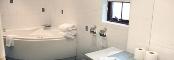 Castlecary House Hotel