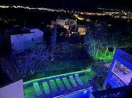 Romantica Hotel Apartments