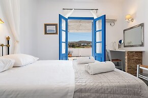 Naoussa Hotel Paros by Booking Kottas