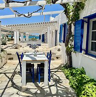 Naoussa Hotel Paros by Booking Kottas