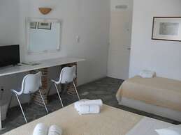 Naoussa Hotel Paros by Booking Kottas