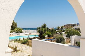 Naoussa Hotel Paros by Booking Kottas
