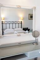 Naoussa Hotel Paros by Booking Kottas
