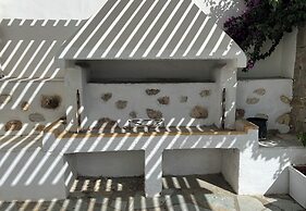 Naoussa Hotel Paros by Booking Kottas