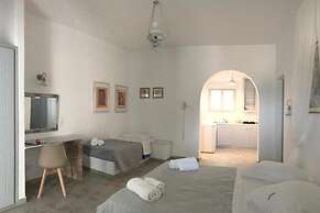 Naoussa Hotel Paros by Booking Kottas