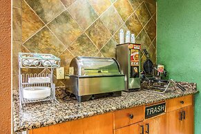 Econo Lodge at Wanamaker