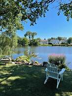 Walden on the Pond Hotel