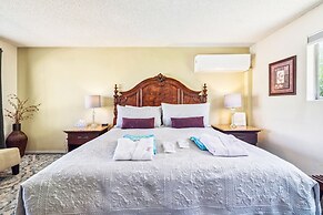 Lido Palms Resort and Spa