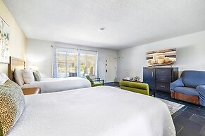 Lido Palms Resort and Spa