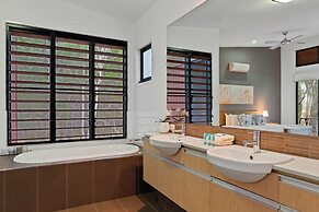 Senses Noosa North Shore