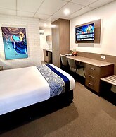 Chalet Motor Inn