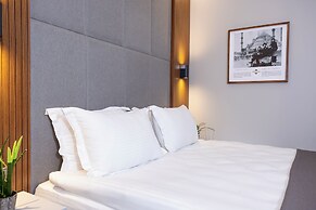 Center Hill Hotel