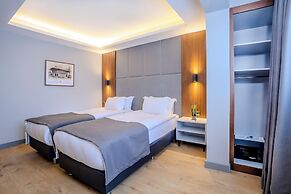 Center Hill Hotel