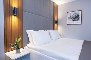 Center Hill Hotel