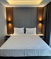 Center Hill Hotel