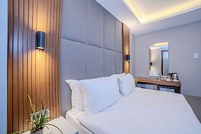 Center Hill Hotel