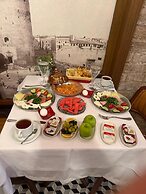 Center Hill Hotel